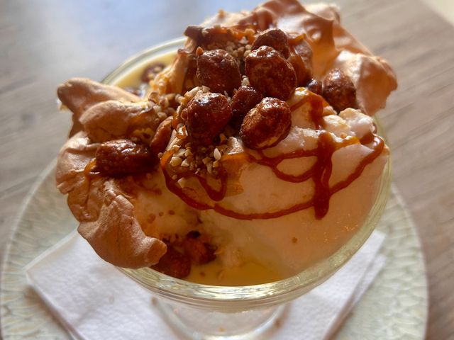 RESTAURANT LE BISTROT BASTIDE Ile flottante maison et chouchou