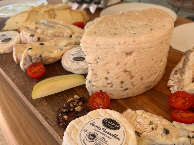 RESTAURANT LE BISTROT BASTIDE Plateau de fromages du Terroir pour les événements